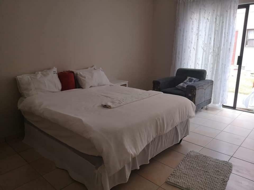 Stevens Guesthouse Swakopmund Zimmer foto