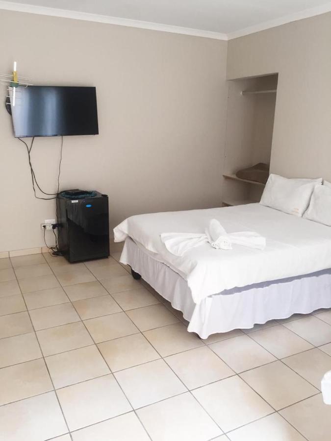 Stevens Guesthouse Swakopmund Exterior foto